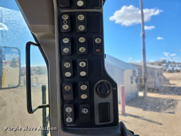 image for item EH8653 2014 Caterpillar 12M3 motor grader