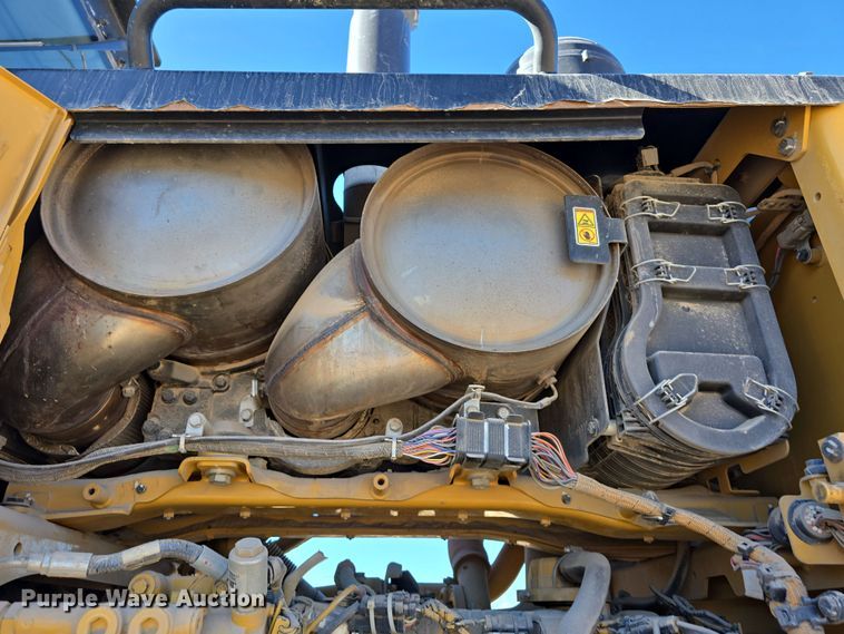 image for item EH8653 2014 Caterpillar 12M3 motor grader