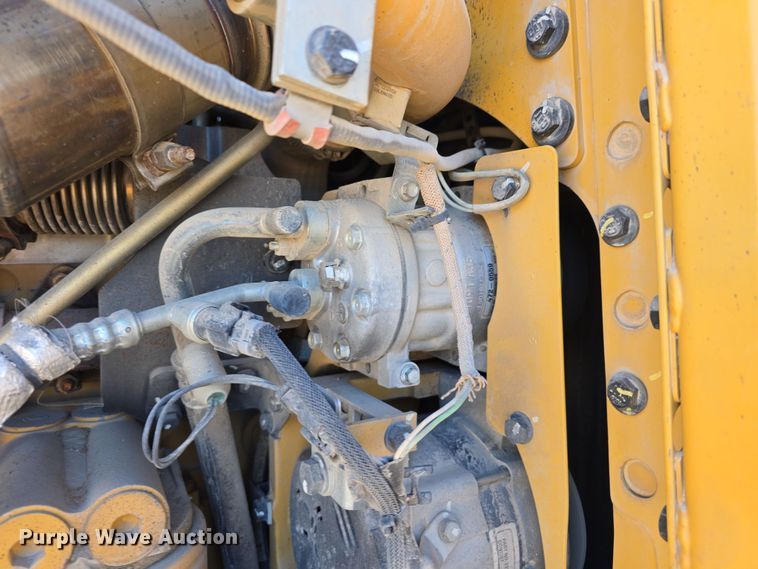 image for item EH8653 2014 Caterpillar 12M3 motor grader