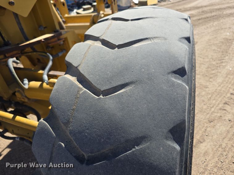 image for item EH8653 2014 Caterpillar 12M3 motor grader