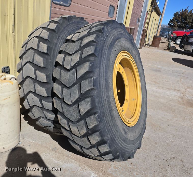 image for item EH8653 2014 Caterpillar 12M3 motor grader