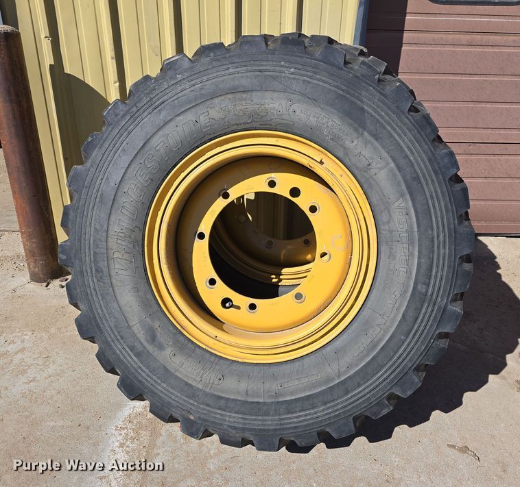 image for item EH8653 2014 Caterpillar 12M3 motor grader