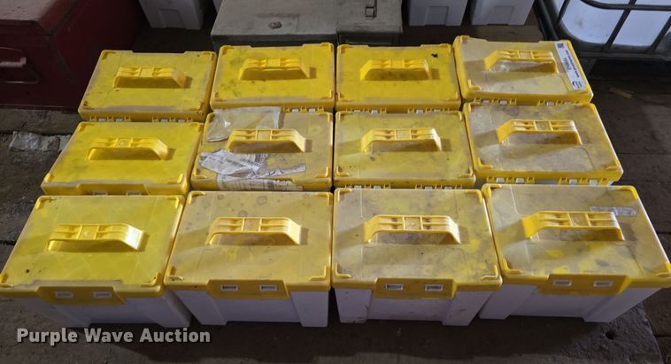 image for item EH8654 (12) cases of Caterpillar 533-5760 reclaimer cutter bits