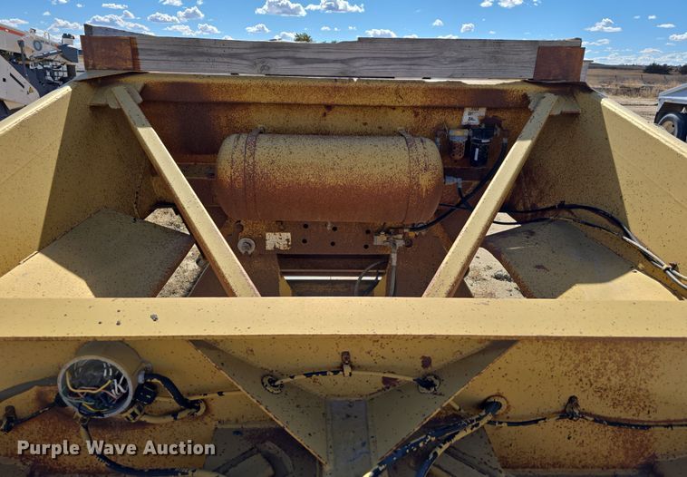 image for item EH8655 1990 Load King 2030-10 bottom dump trailer