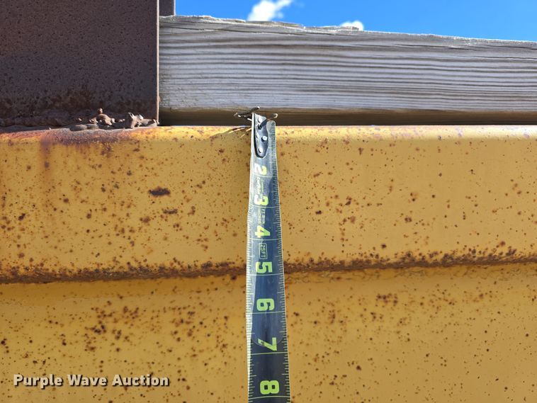 image for item EH8655 1990 Load King 2030-10 bottom dump trailer