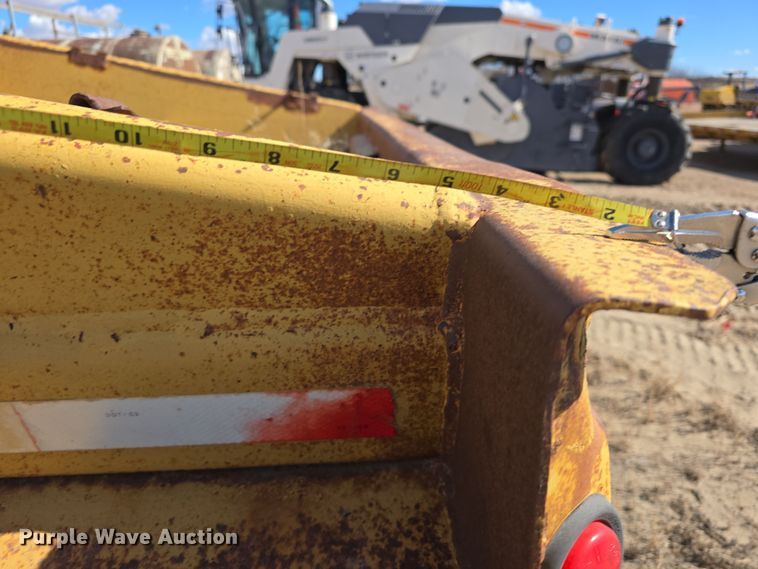 image for item EH8655 1990 Load King 2030-10 bottom dump trailer