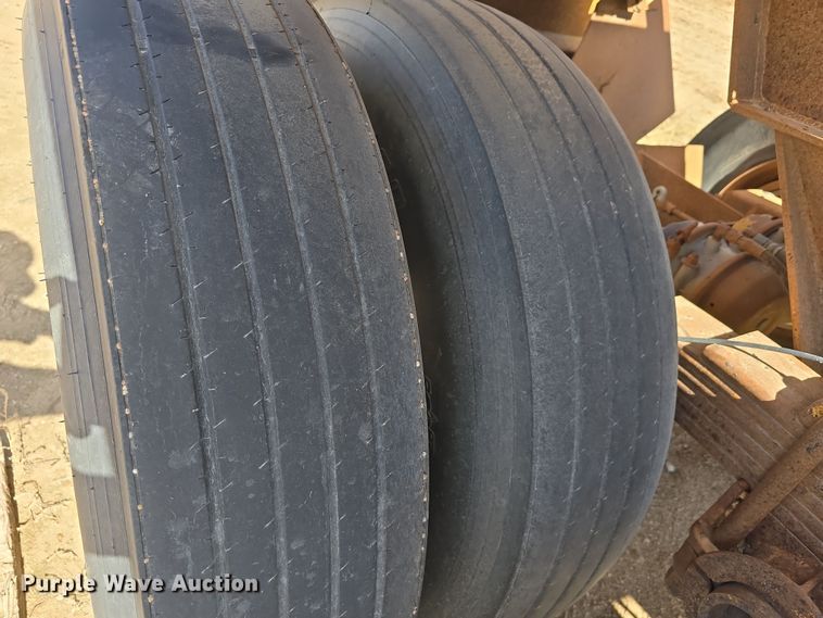 image for item EH8655 1990 Load King 2030-10 bottom dump trailer