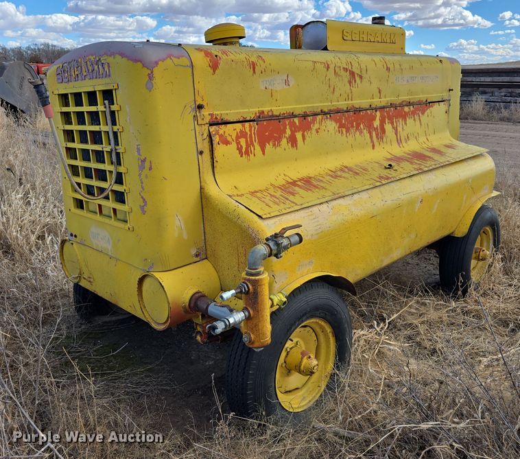 image for item EH8656 1969 Schramm 375 air compressor