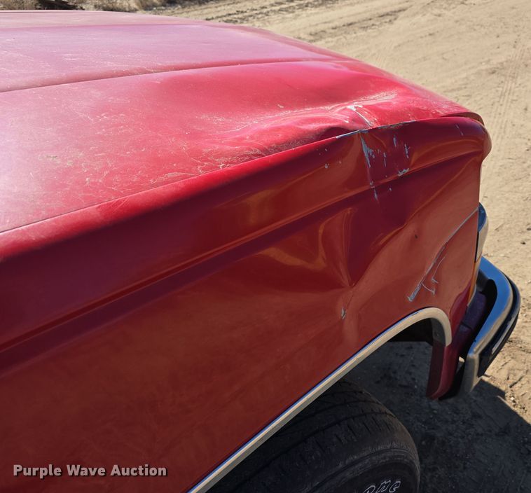 image for item EH8658 1995 Chevrolet K1500 pickup truck