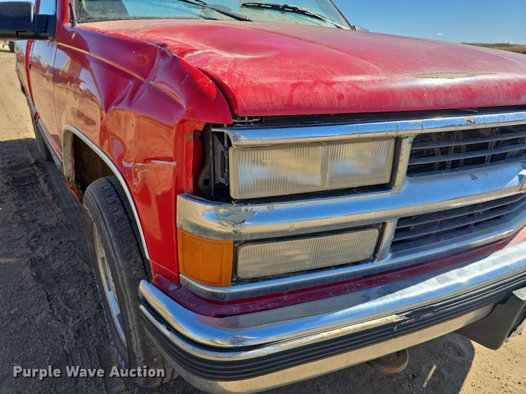 image for item EH8658 1995 Chevrolet K1500 pickup truck