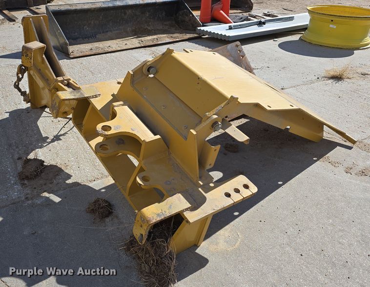 image for item EH8661 Caterpillar side wing mount