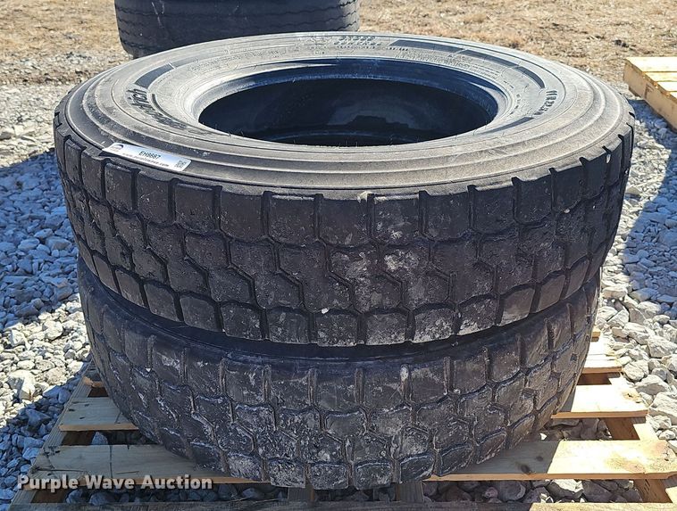 image for item EH8667 (14) 11R22.5 BF Goodrich tires
