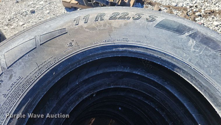 image for item EH8667 (14) 11R22.5 BF Goodrich tires