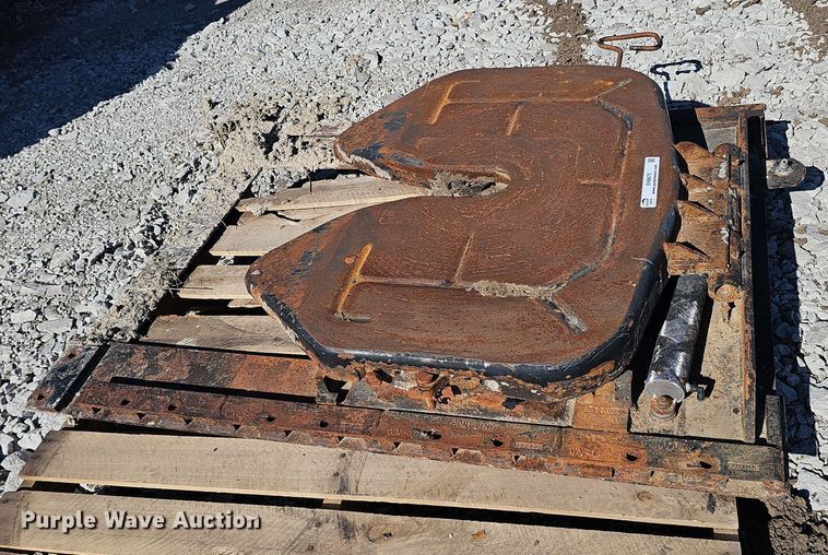 image for item EH8670 Fontaine fifth wheel