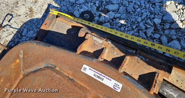 image for item EH8670 Fontaine fifth wheel