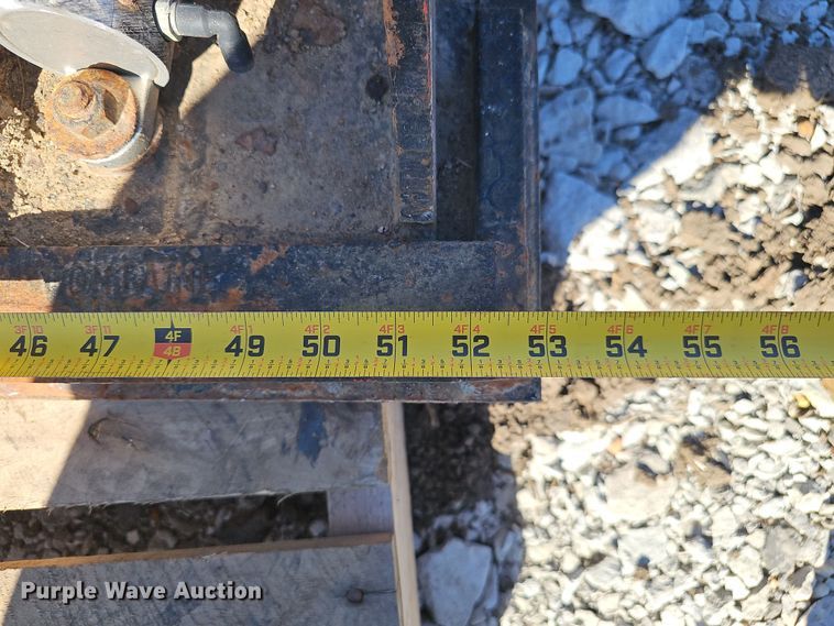 image for item EH8670 Fontaine fifth wheel