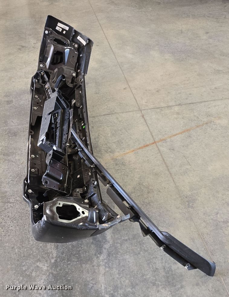 image for item EH8672 Front bumper