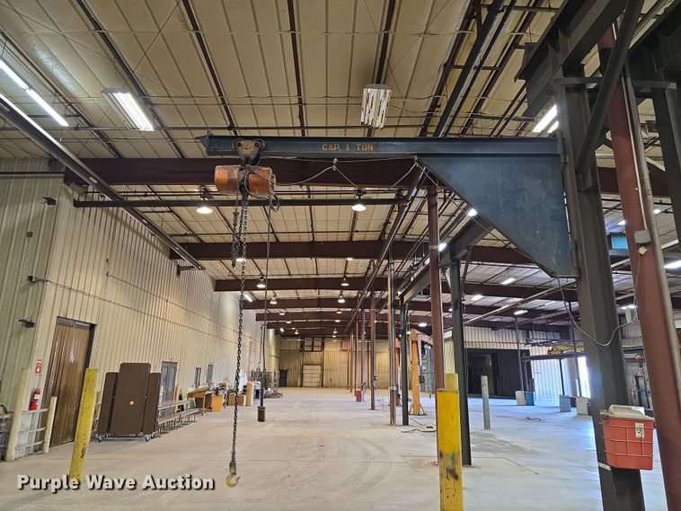 image for item EH8709 Overhead crane