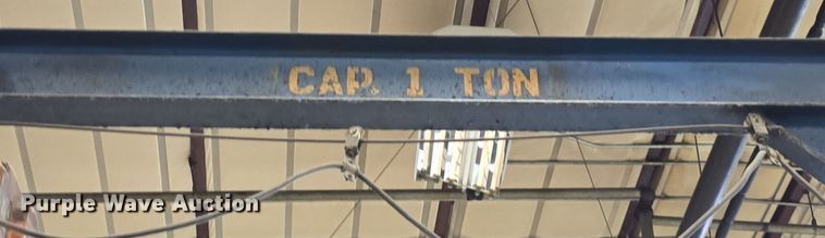 image for item EH8709 Overhead crane