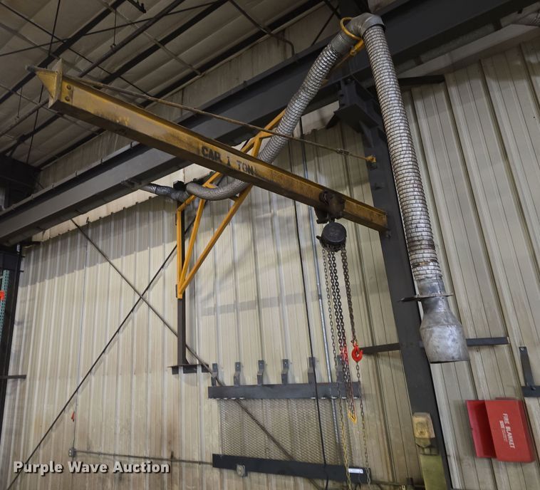 image for item EH8711 Overhead crane