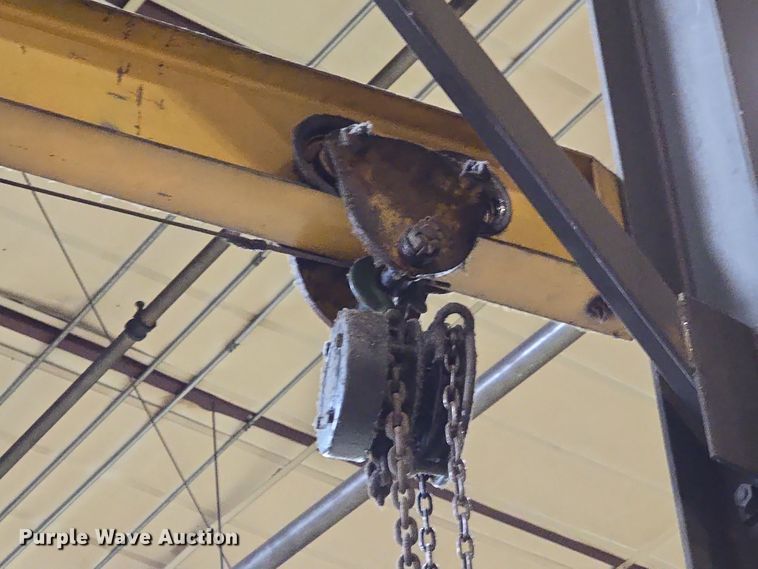 image for item EH8712 Overhead crane