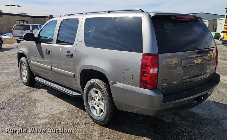 image for item EI8834 2008 Chevrolet Suburban 1500 SUV