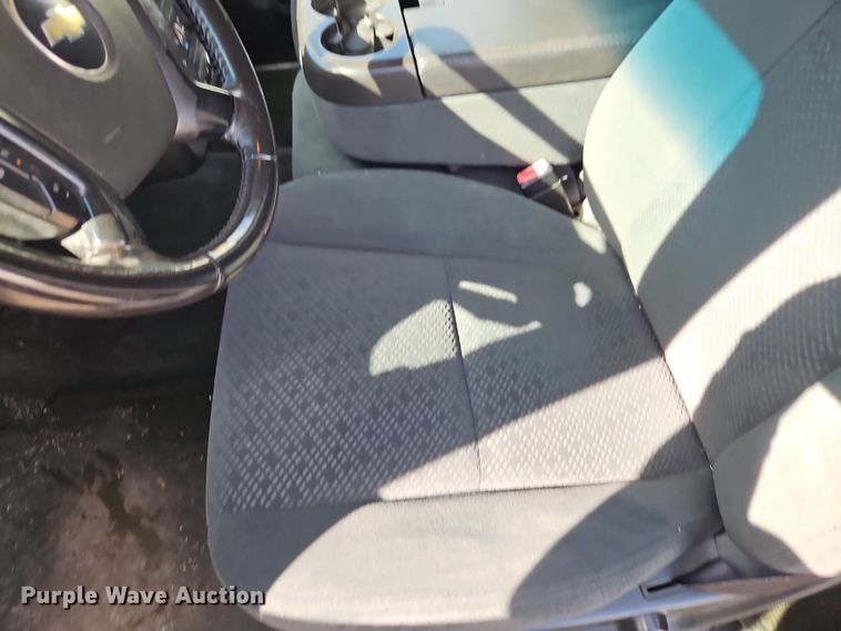 image for item EI8834 2008 Chevrolet Suburban 1500 SUV