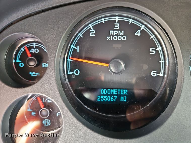 image for item EI8834 2008 Chevrolet Suburban 1500 SUV