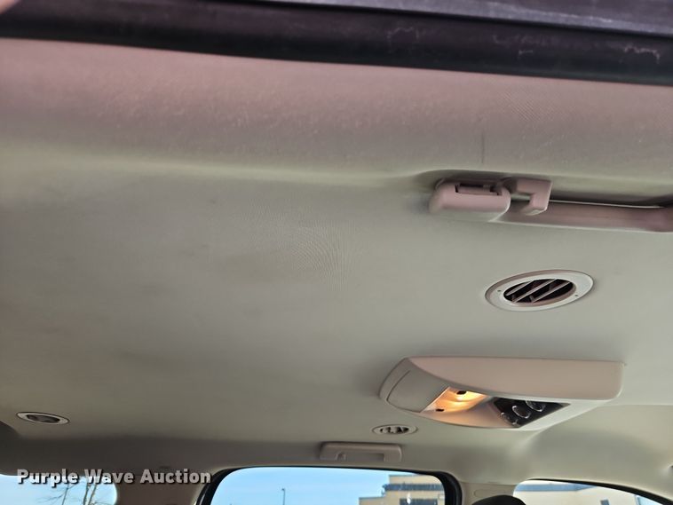 image for item EI8834 2008 Chevrolet Suburban 1500 SUV