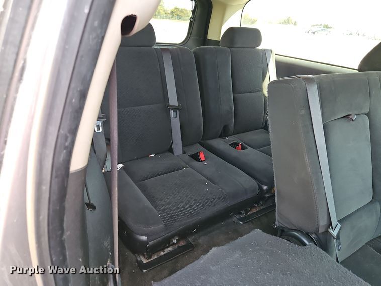 image for item EI8834 2008 Chevrolet Suburban 1500 SUV