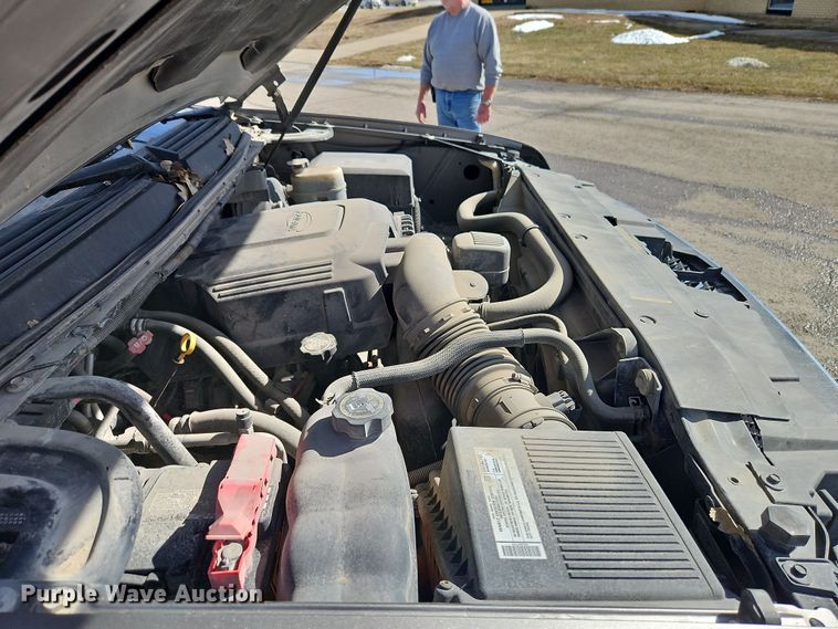 image for item EI8834 2008 Chevrolet Suburban 1500 SUV