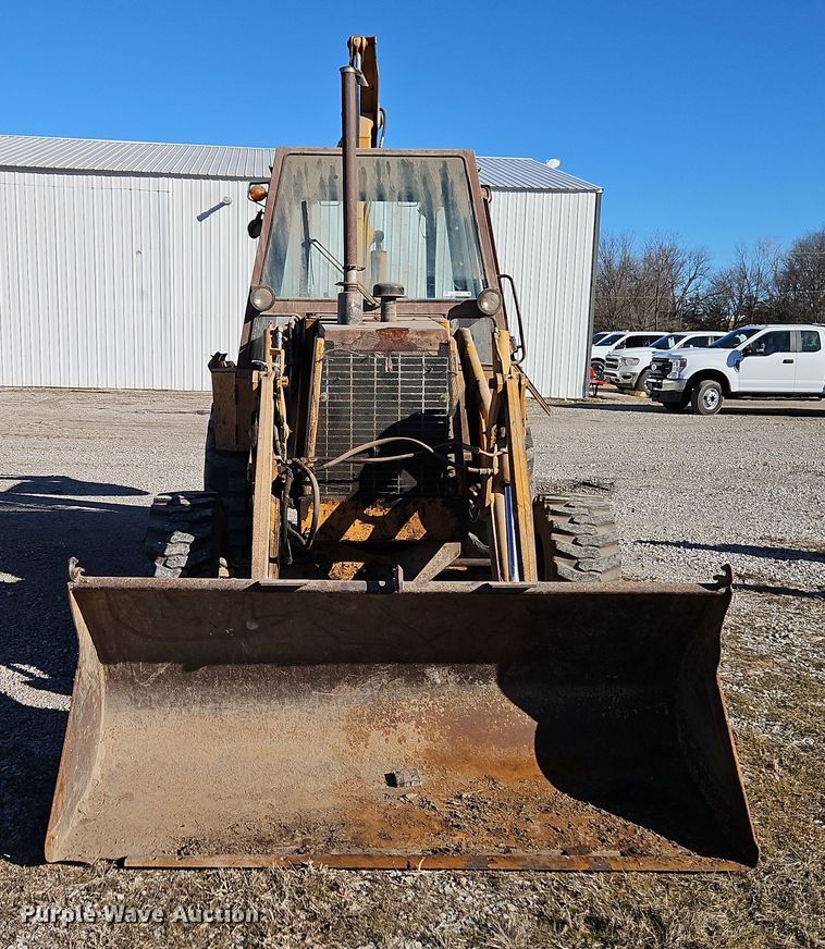 image for item EI8835 1991 Case 480F backhoe