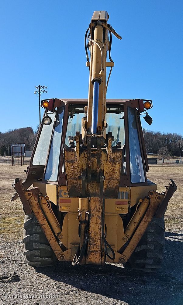 image for item EI8835 1991 Case 480F backhoe