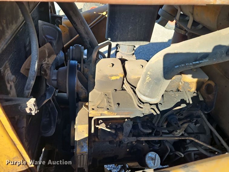 image for item EI8835 1991 Case 480F backhoe