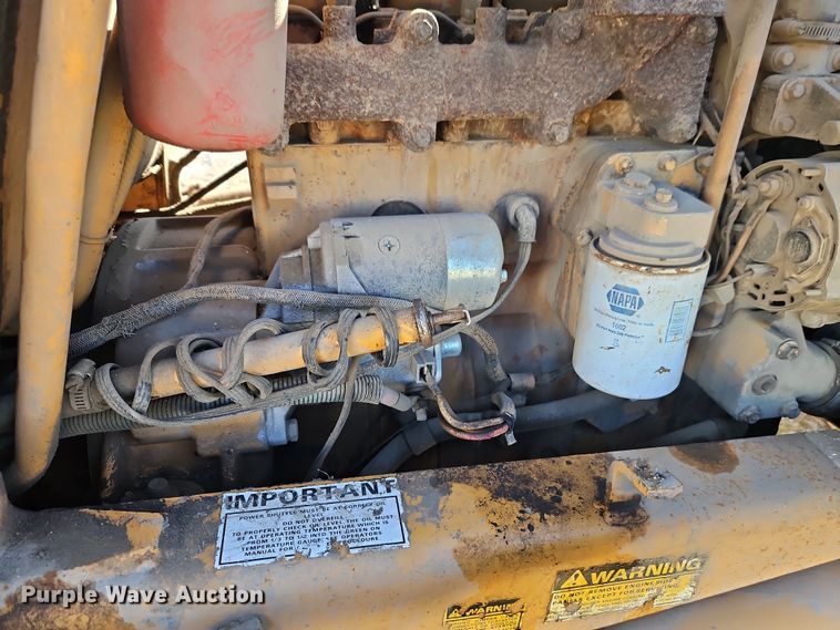 image for item EI8835 1991 Case 480F backhoe