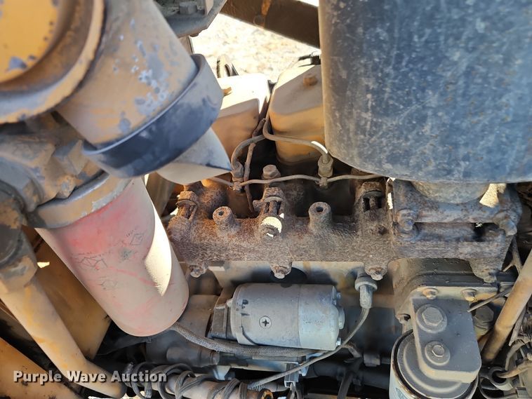 image for item EI8835 1991 Case 480F backhoe