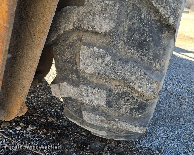 image for item EI8835 1991 Case 480F backhoe