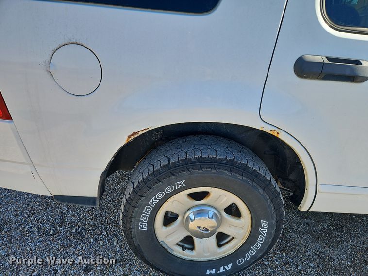 image for item EI8838 2004 Ford Explorer XLT SUV