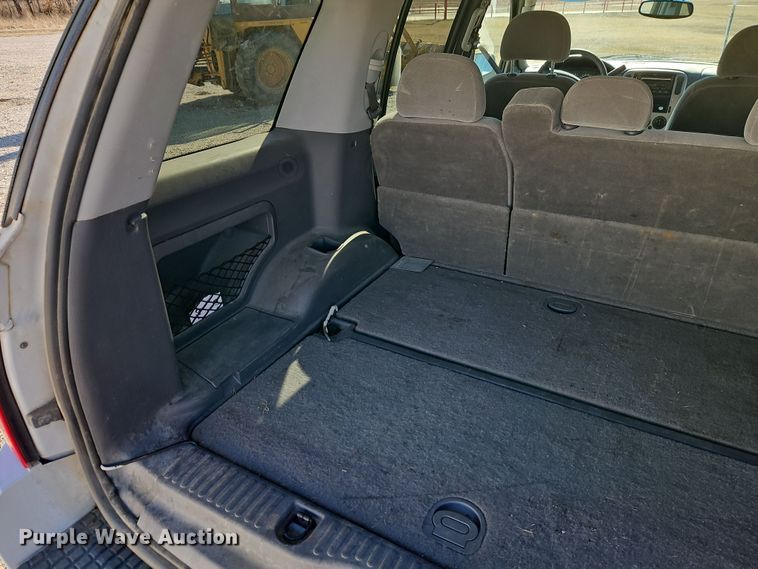 image for item EI8838 2004 Ford Explorer XLT SUV