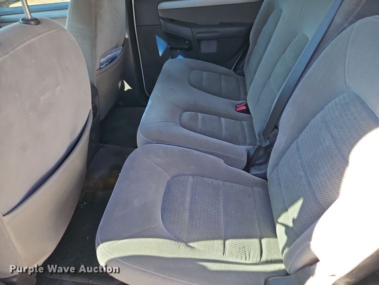 image for item EI8838 2004 Ford Explorer XLT SUV