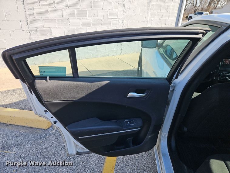 image for item EI8844 2016 Dodge Charger Police 