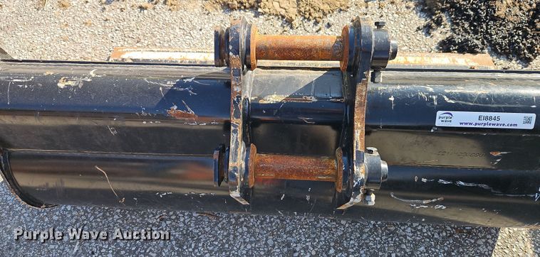 image for item EI8845 Caterpillar 388-9663 excavator ditching bucket