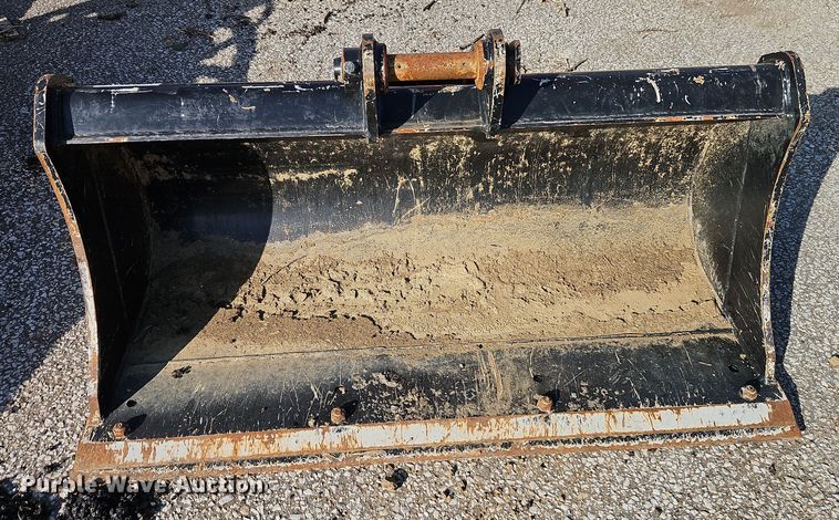 image for item EI8845 Caterpillar 388-9663 excavator ditching bucket