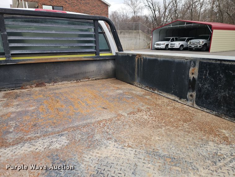 image for item EI8848 2005 Dodge Ram 3500 flatbed pickup truck