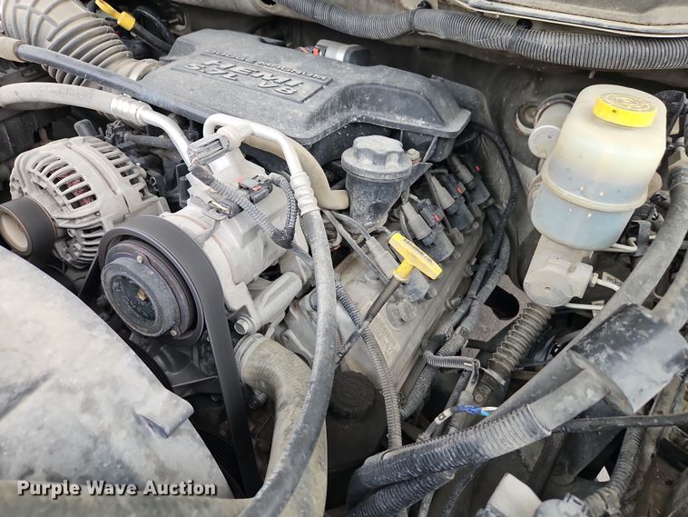 image for item EI8848 2005 Dodge Ram 3500 flatbed pickup truck