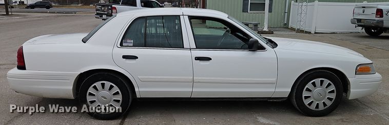image for item EI8849 2011 Ford Crown Victoria Police Interceptor 