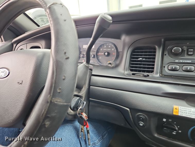 image for item EI8849 2011 Ford Crown Victoria Police Interceptor 