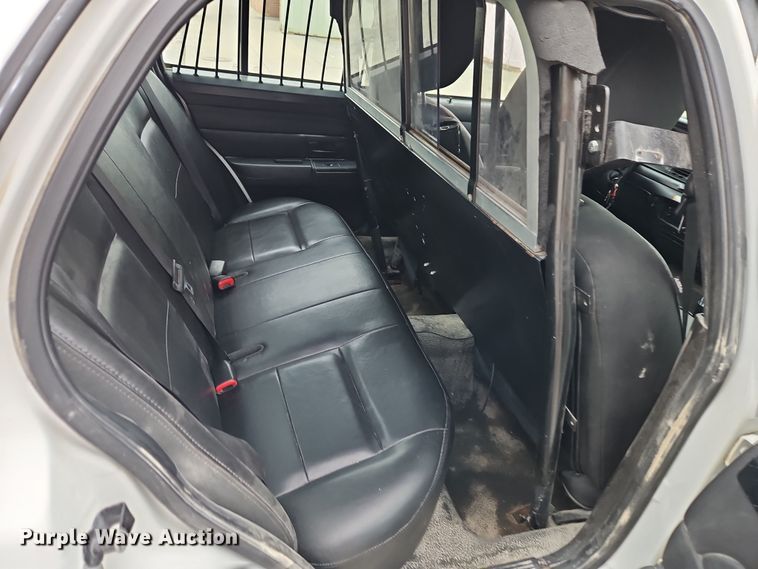 image for item EI8849 2011 Ford Crown Victoria Police Interceptor 