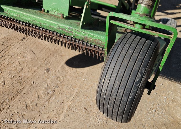 image for item EI8859 John Deere Frontier batwing finish mower