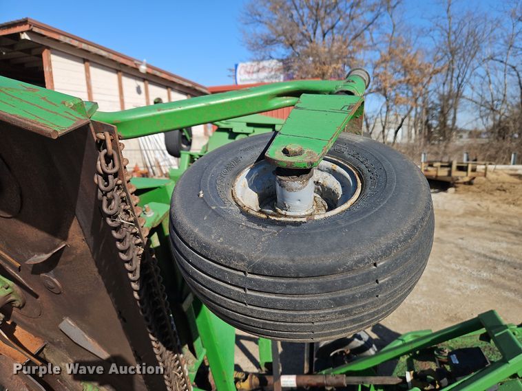 image for item EI8859 John Deere Frontier batwing finish mower